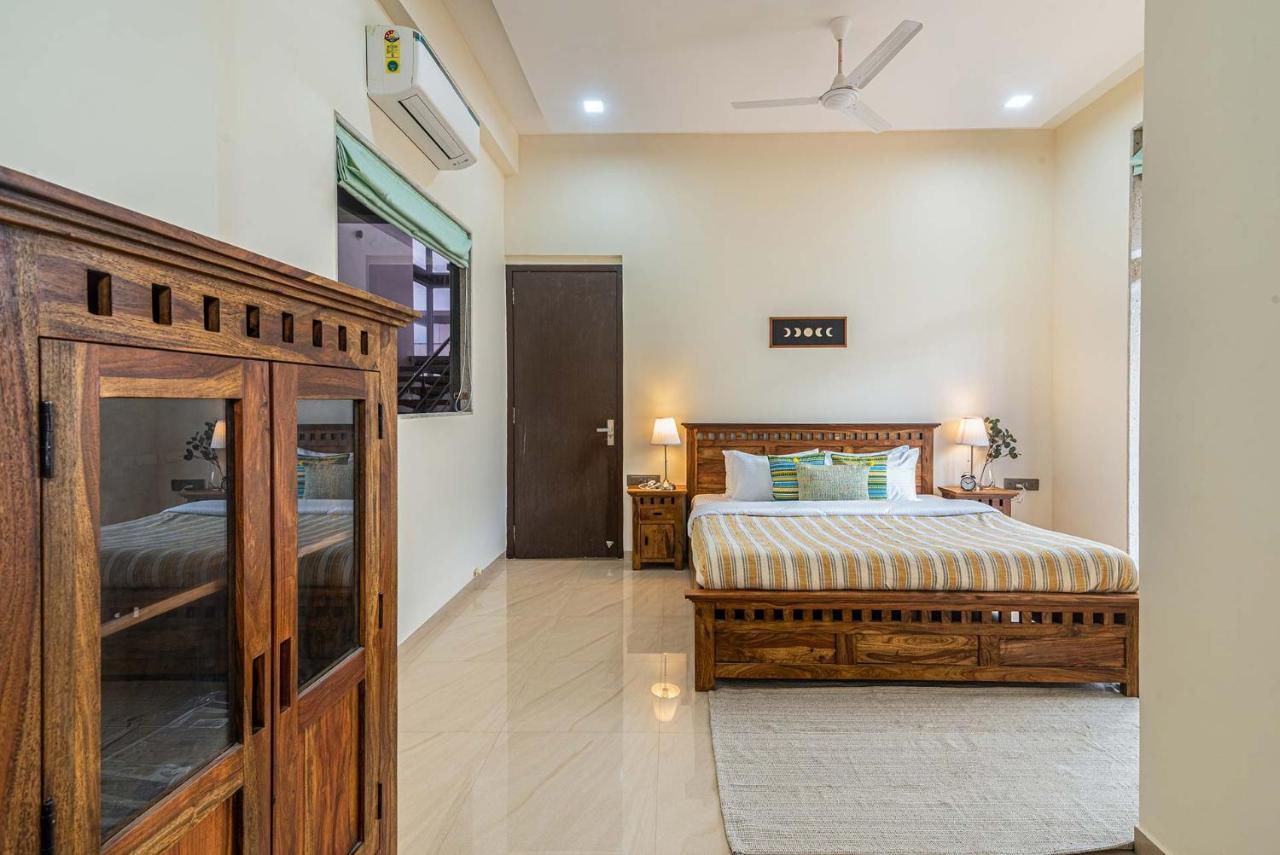 Sierra Skies By Stayvista - A Mountain-View Villa Featuring A Rooftop Swimming Pool, Jacuzzi, Turf, And A Gym For An Elevated Stay Lonavala Exteriör bild